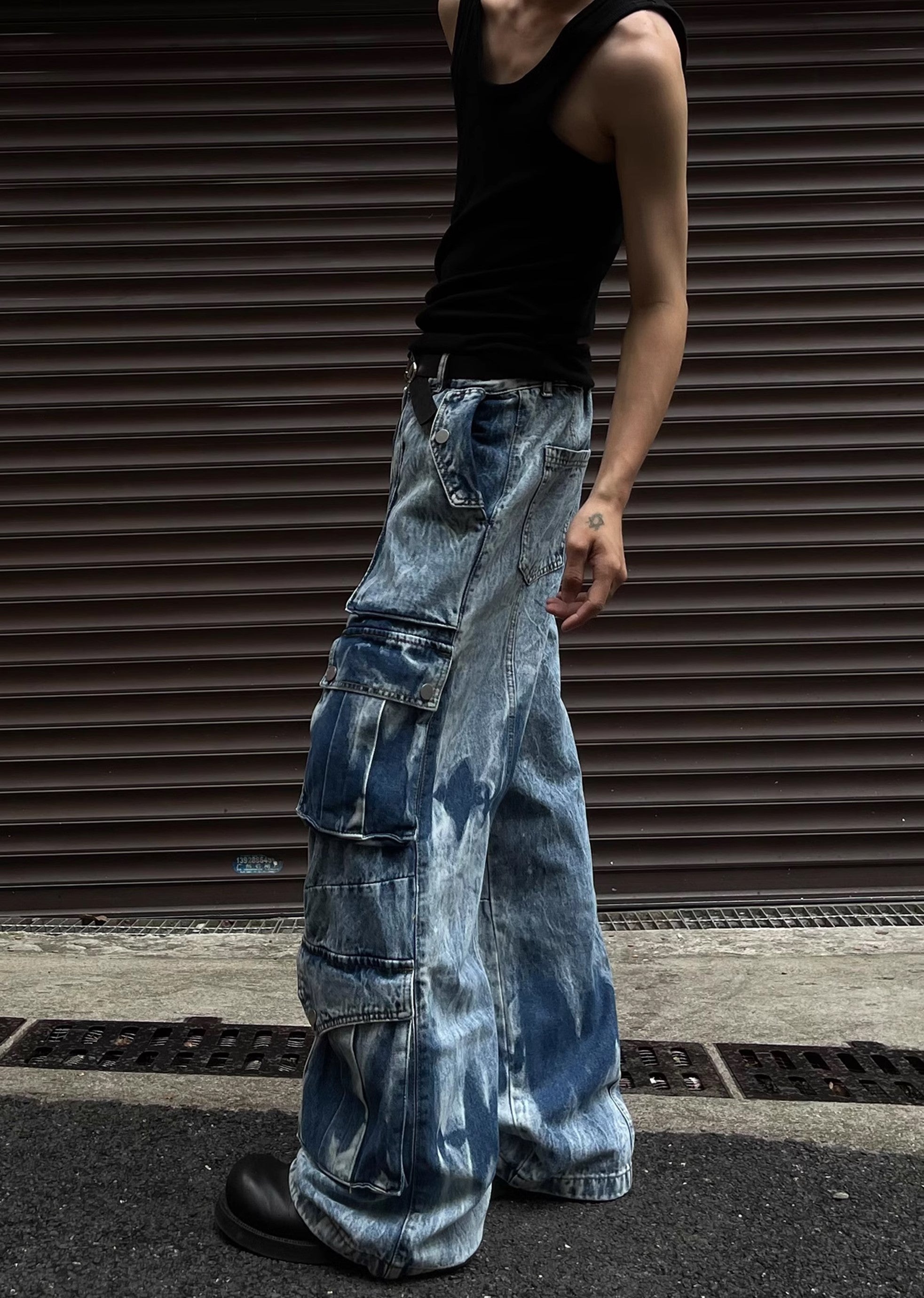 Random wash processing gimmick design blue denim pants