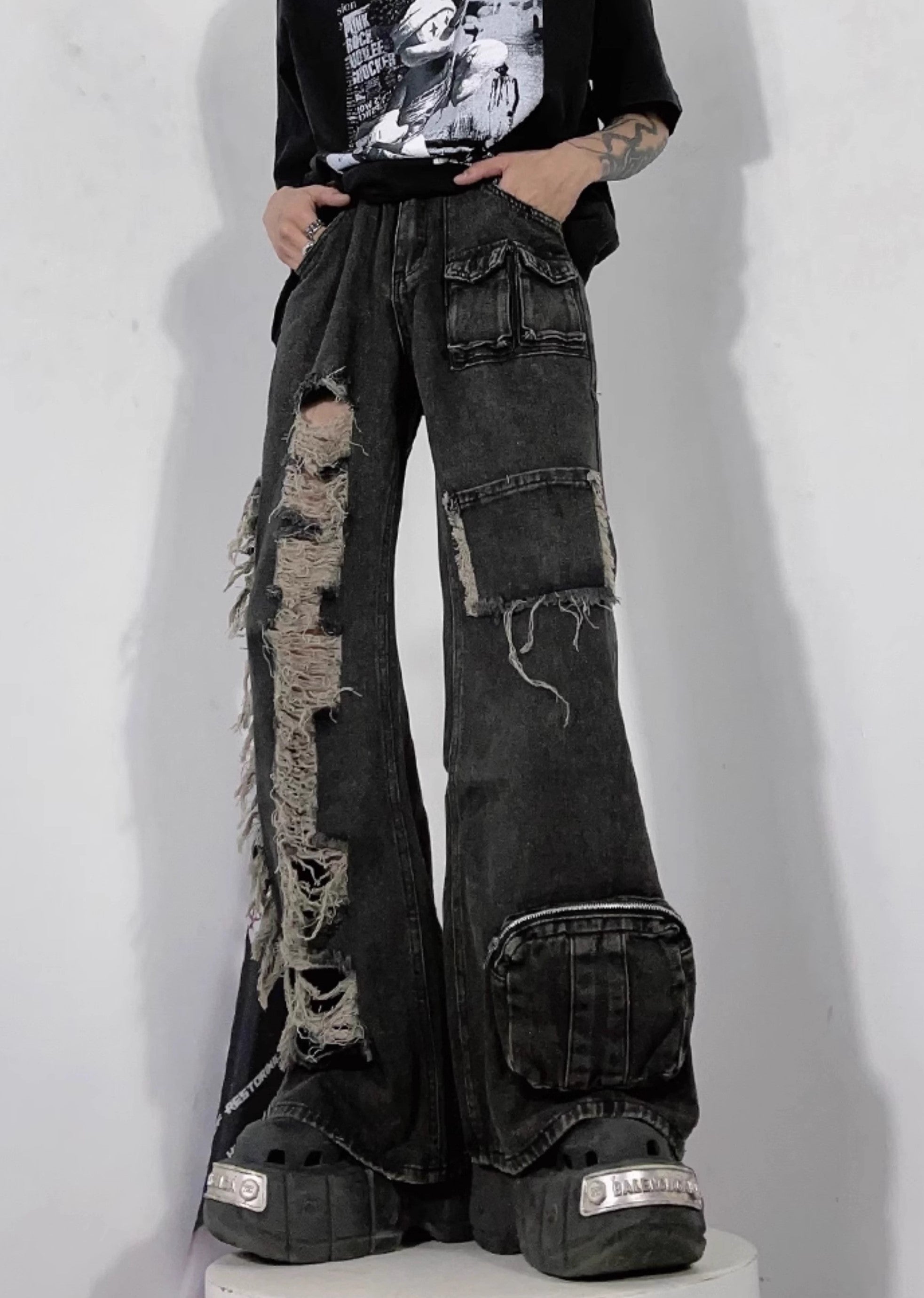 [76street] Left and right design wide cargo distressed silhouette denim pants ST0001