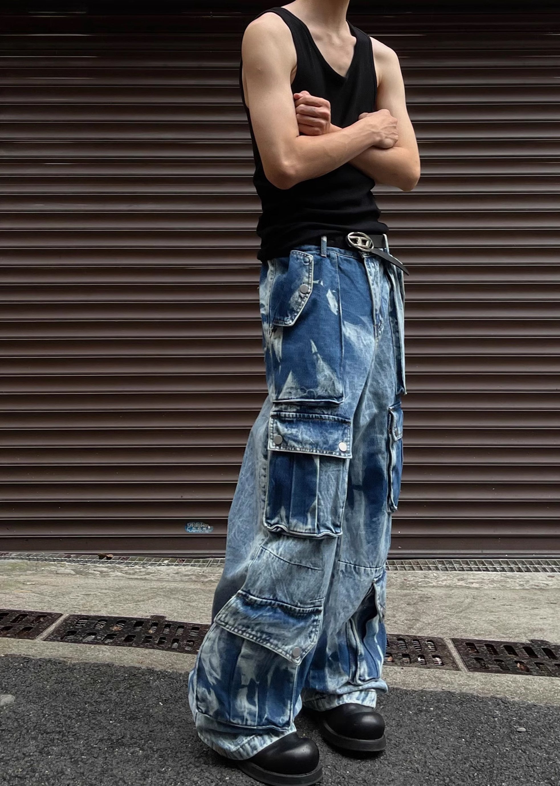 Random wash processing gimmick design blue denim pants