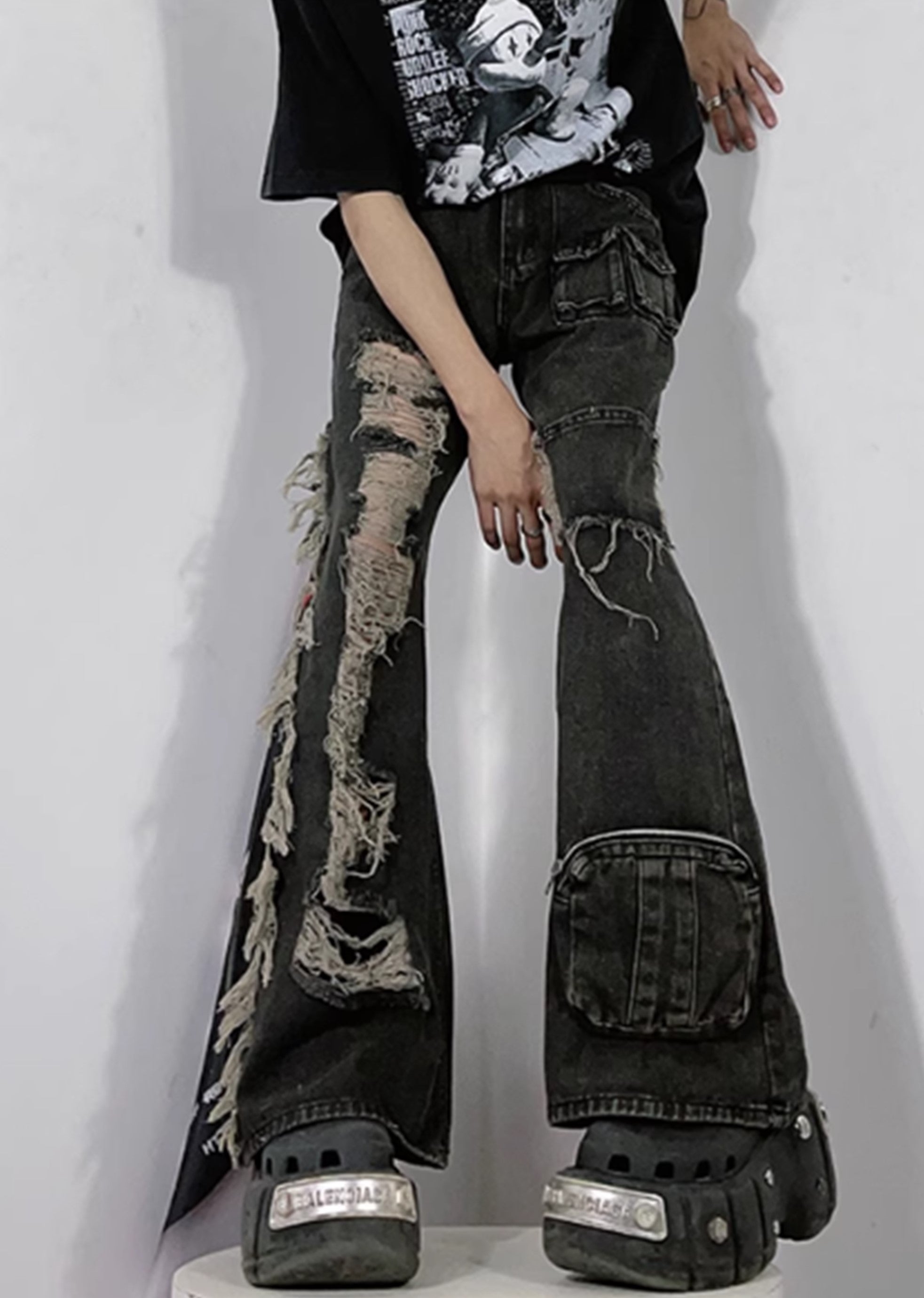 [76street] Left and right design wide cargo distressed silhouette denim pants ST0001