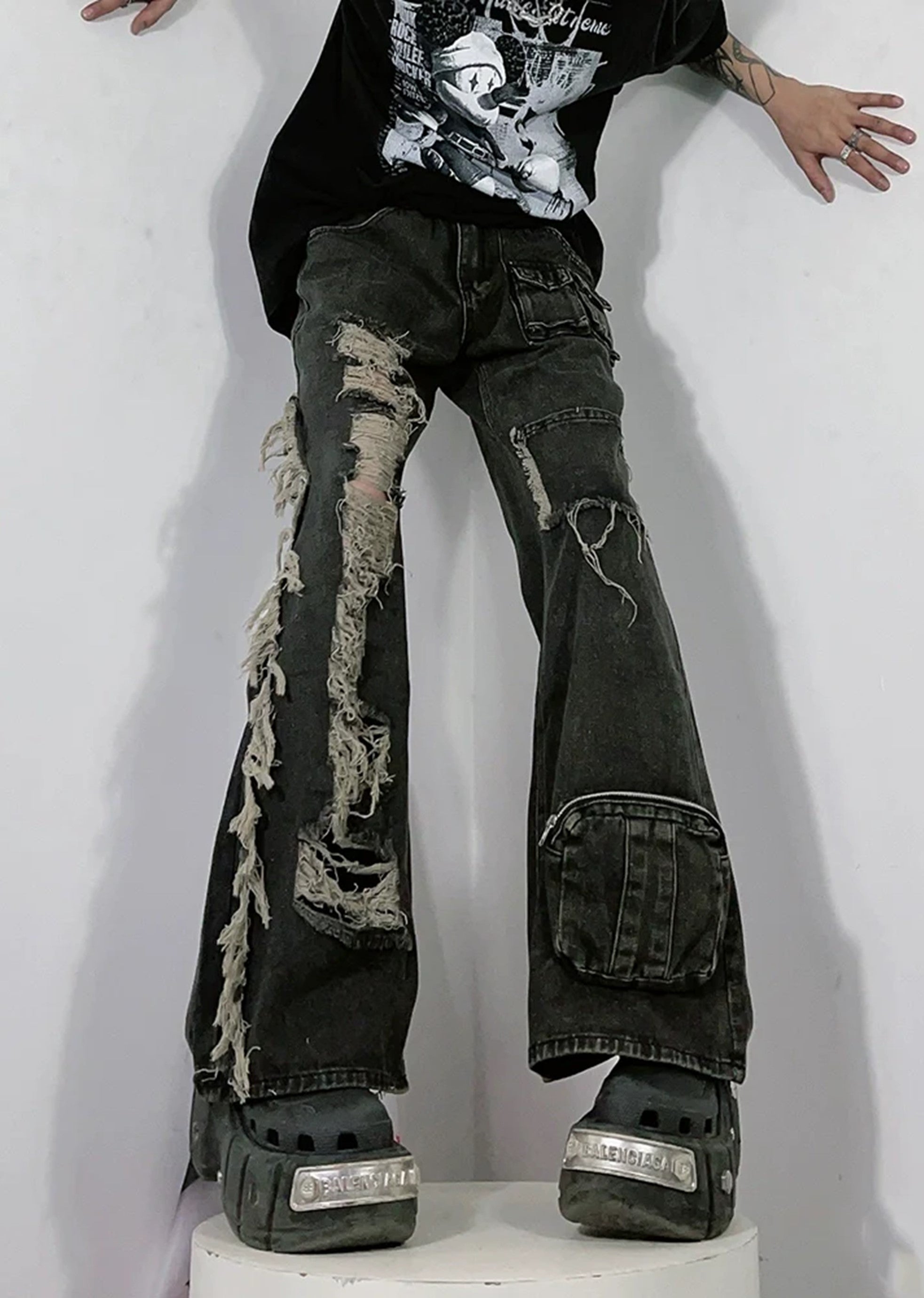 [76street] Left and right design wide cargo distressed silhouette denim pants ST0001