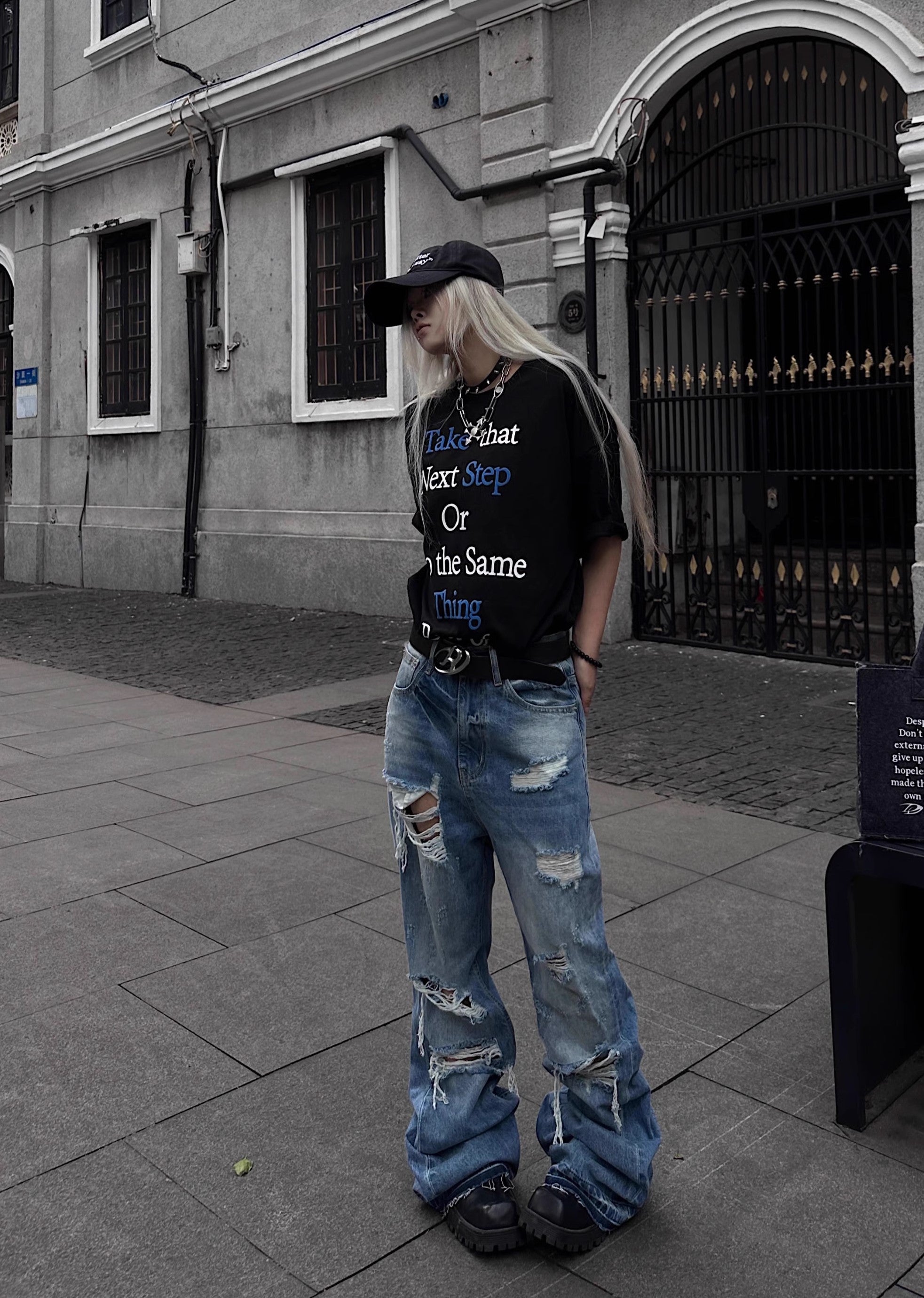 【TR BRUSHSHIFT】Fully distressed design dull basic color denim pants  TB0042